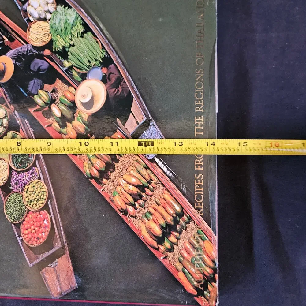 Thailand The Beautiful Cookbook Hardcover Authentic Recipes‎ from this Region